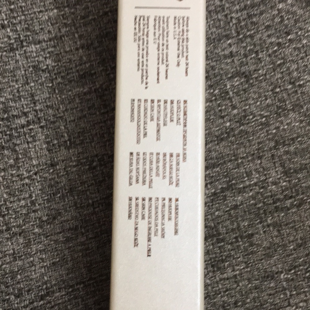 Lavelier HydroTherm Age Defying Syrnge - Picture 8 of 8
